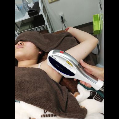 防府市でワキ脱毛を迷っていらっしゃる方はATTENDへ